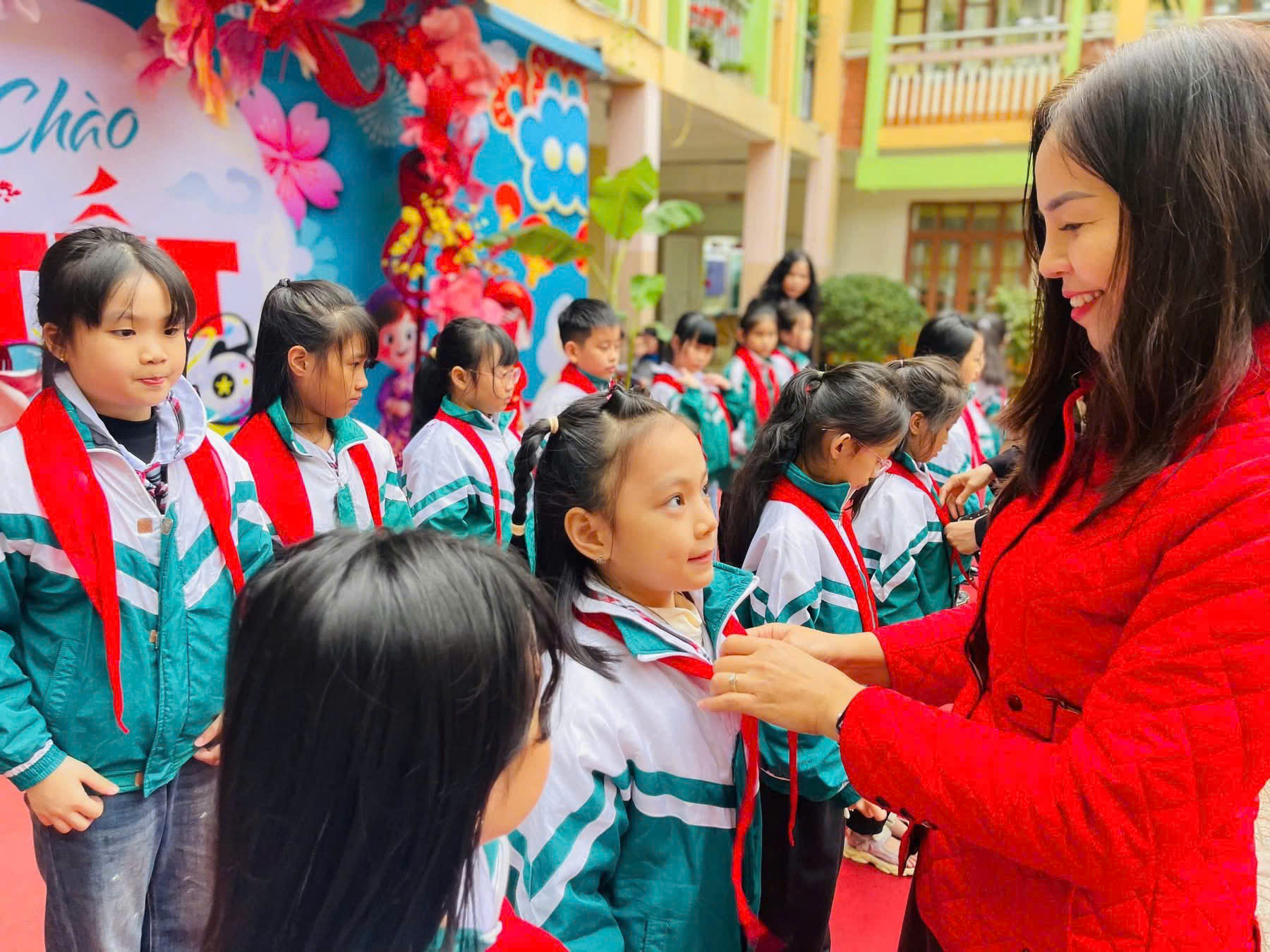 LỄ KẾT NẠP ĐỘI VIÊN ĐỢT I DẤU MỐC TỰ HÀO CỦA THIẾU NHI KHỐI 3 TRƯỜNG TIỂU HỌC HỒNG SƠN