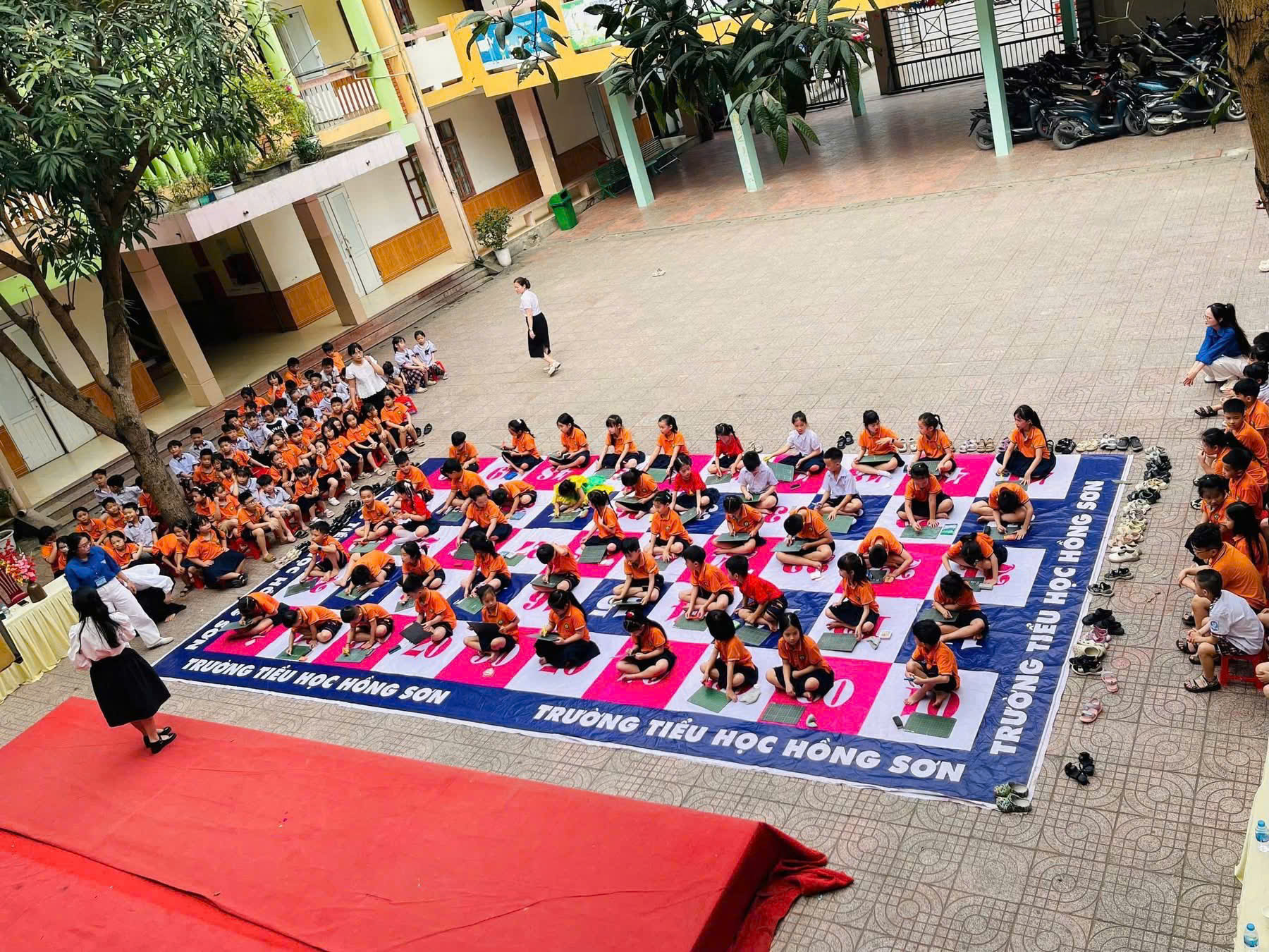 Câu lạc bộ 