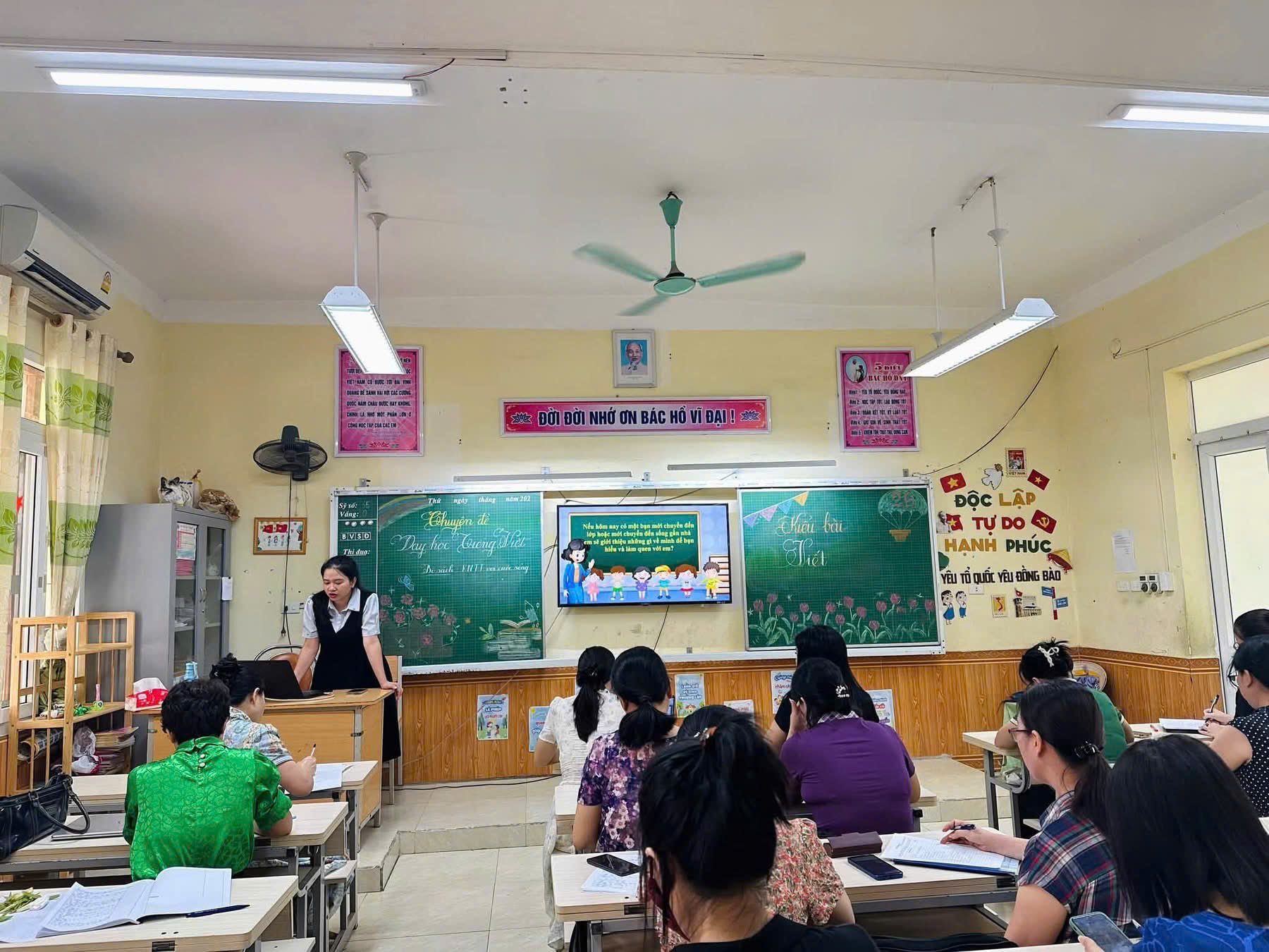 MỘT BUỔI SÁNG – MỘT HÀNH TRÌNH LAN TỎA GIÁ TRỊ CỦA VIỆC DẠY VÀ HỌC