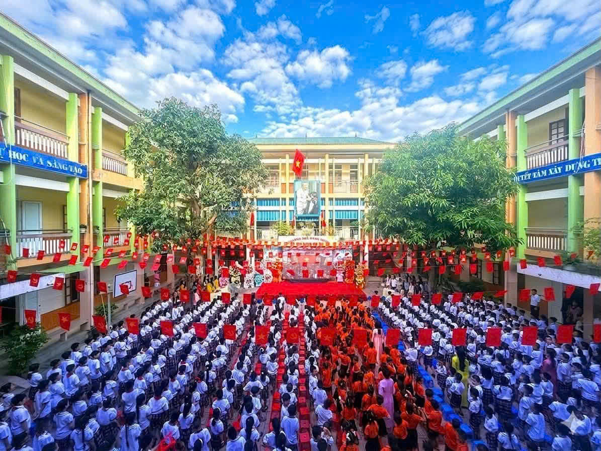 TRƯỜNG TIỂU HỌC TRƯỜNG VINH 1 HÂN HOAN CHÀO ĐÓN NĂM HỌC MỚI 2026–2027