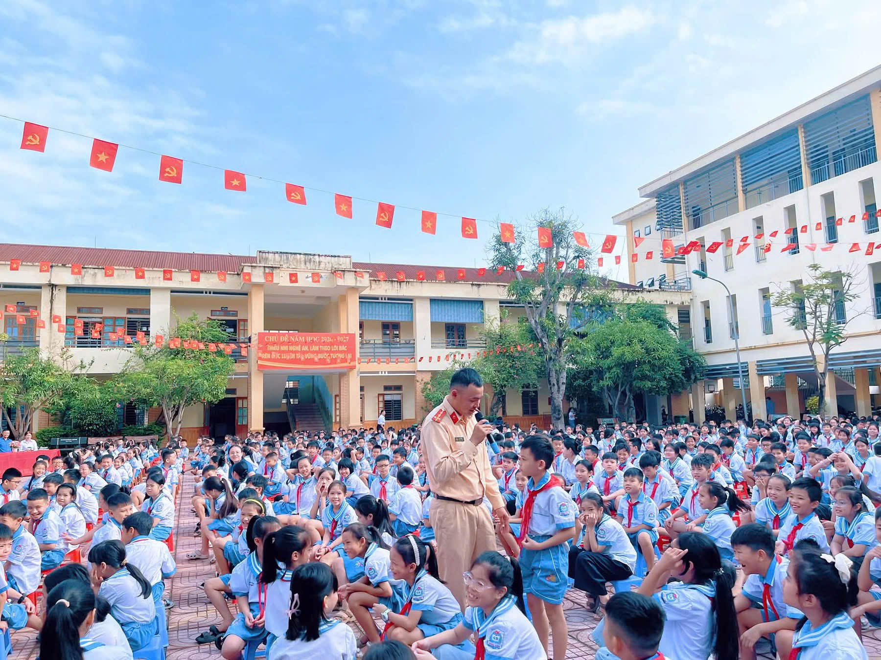 TUYÊN TRUYỀN, PHỔ BIẾN PHÁP LUẬT VỀ TRẬT TỰ, AN TOÀN GIAO THÔNG NĂM 2026